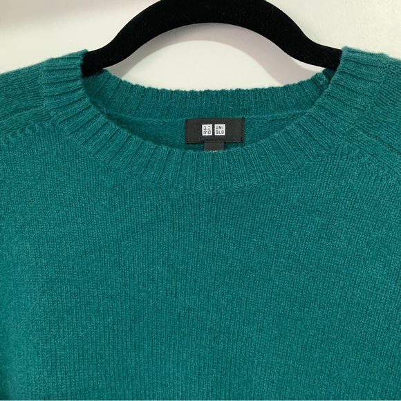Uniqlo Premium Lambswool Sweater - Picture 8 of 16